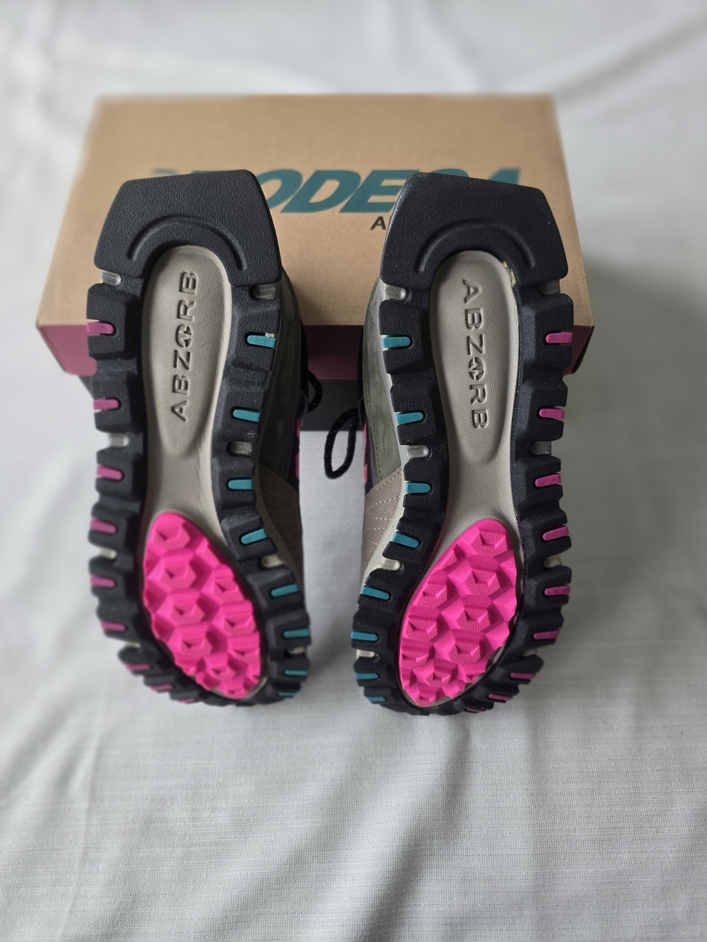 New Balance Bodega Men's Brown Sneakers with Teal & Pink Accents - Picture 6 of 7